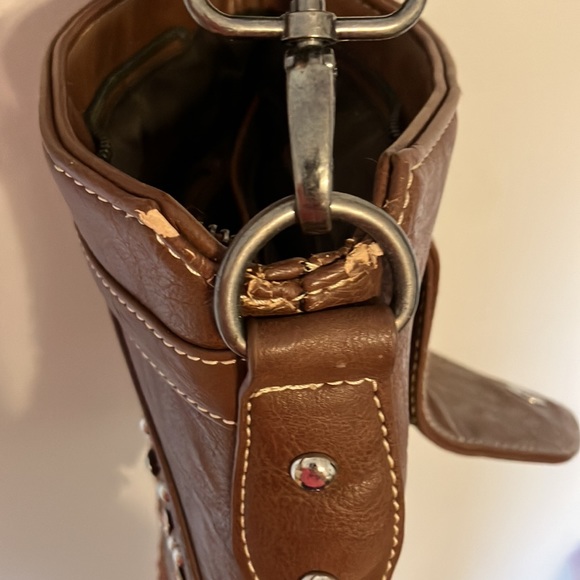 Trinity Ranch Leather Fringe Conceal Carry Purse - Picture 6 of 7